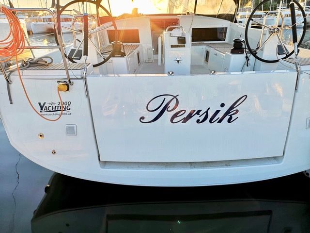 Парусная яхта Sun Odyssey 490 "Persik"
