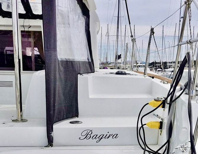 Парусный катамаран Lagoon 450 F „Bagira“/ Luxury