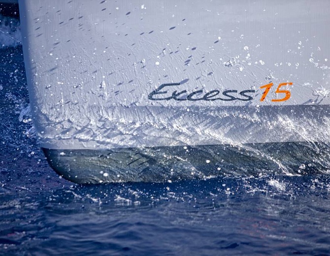 Парусная яхта Excess 15